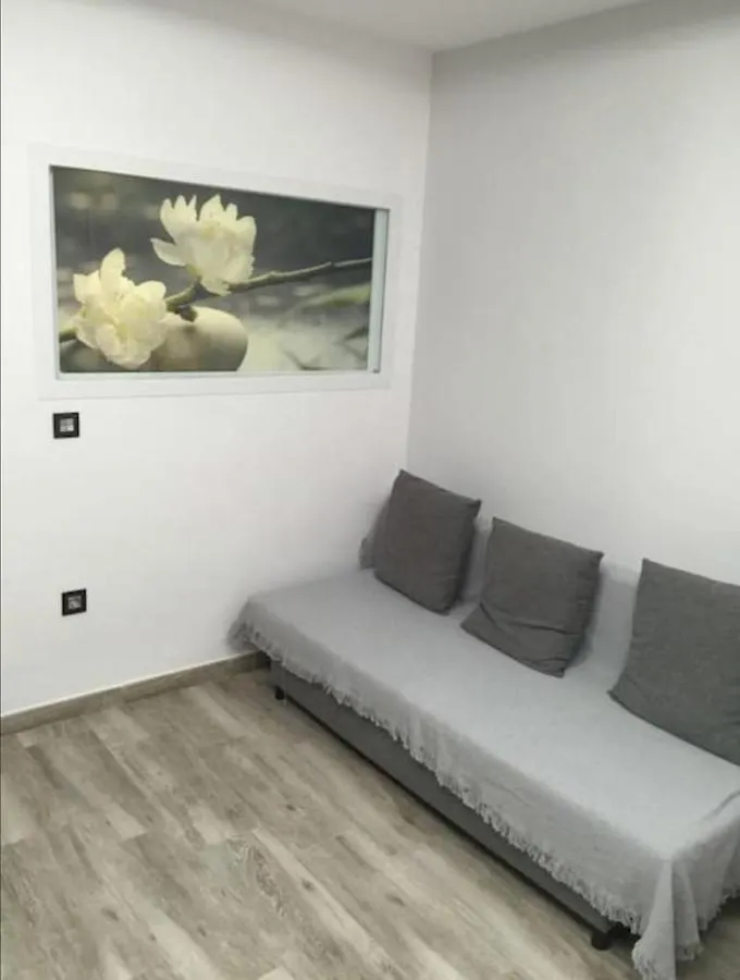דירות בנאלמדנה Benalbeach, Primera Linea